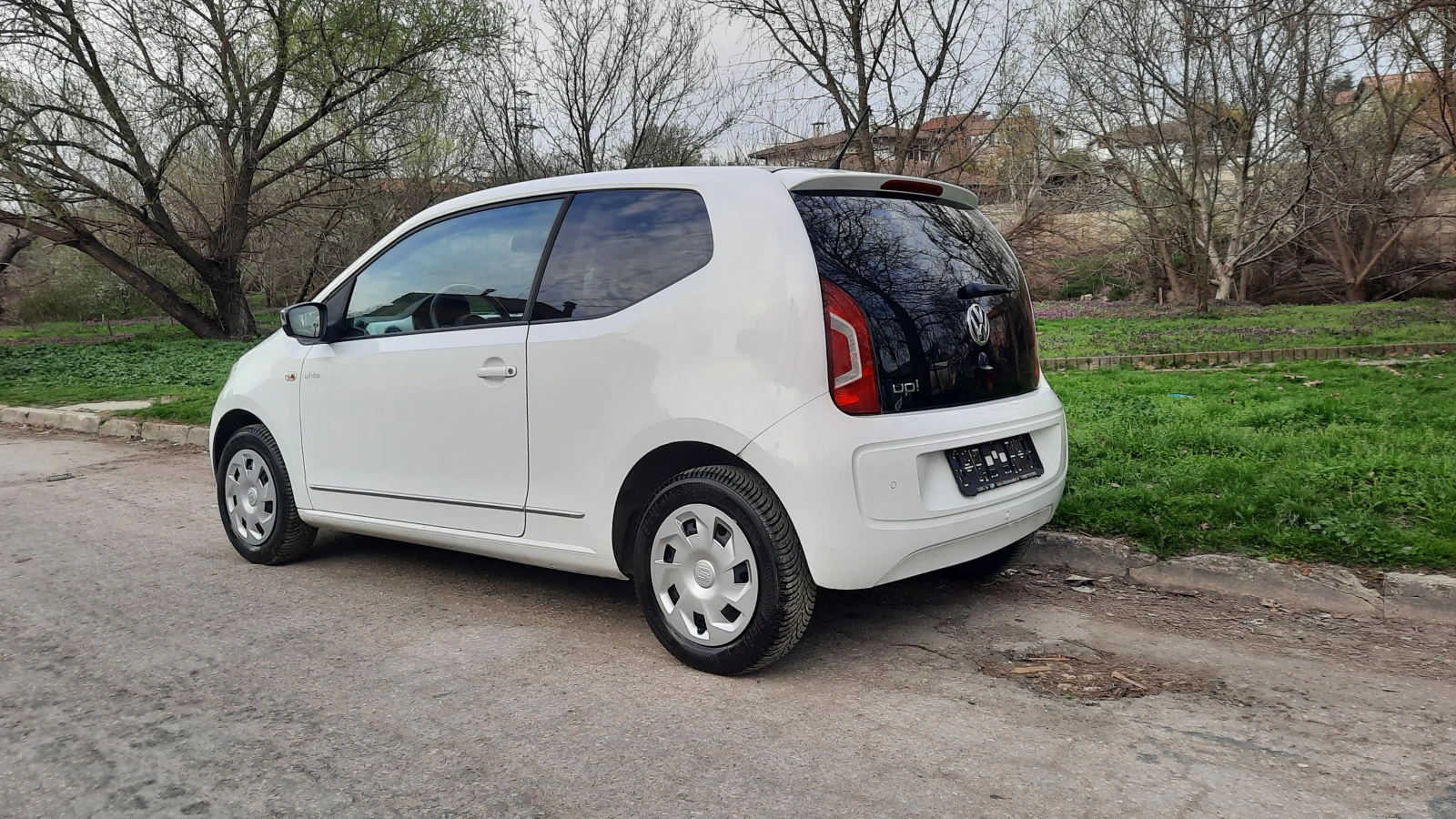 VW Up White Edition - изображение 2
