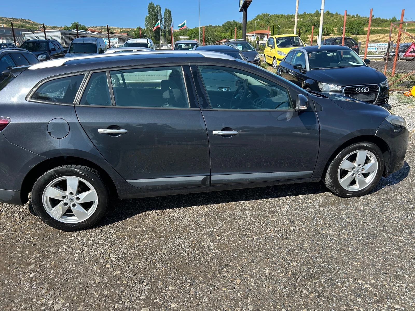 Renault Megane 1.5-110к. - изображение 7