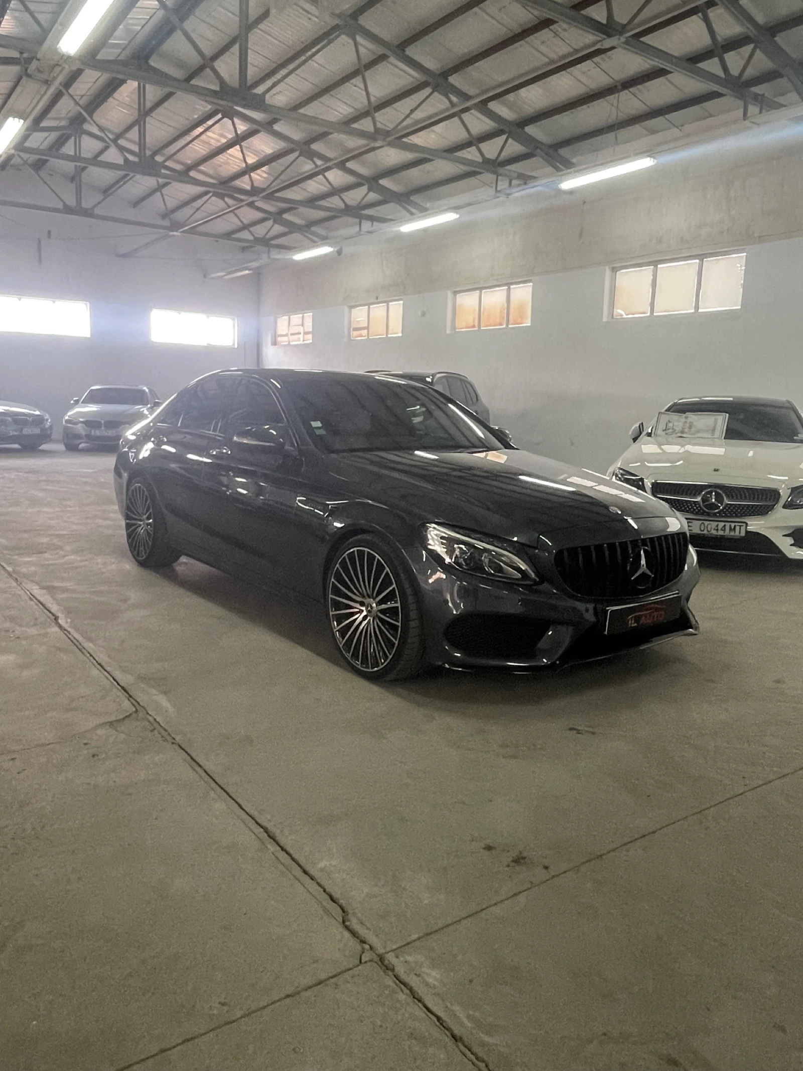 Mercedes-Benz C 250 AMG/4mat/Камера/Панор/Лед адапт/ТОП/УНИКАТ!!! - изображение 3