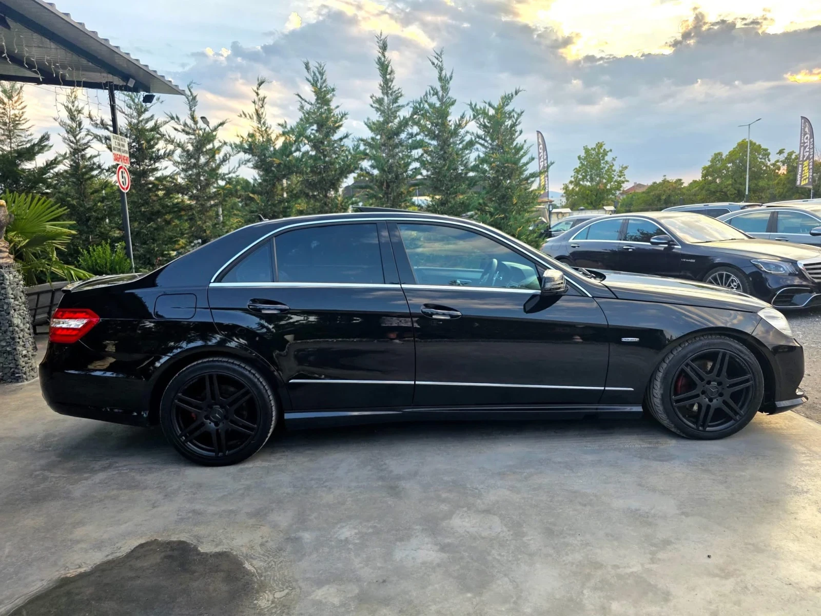 Mercedes-Benz E 350 D MEGA FULL AMG LINE   100% | Mobile.bg   11