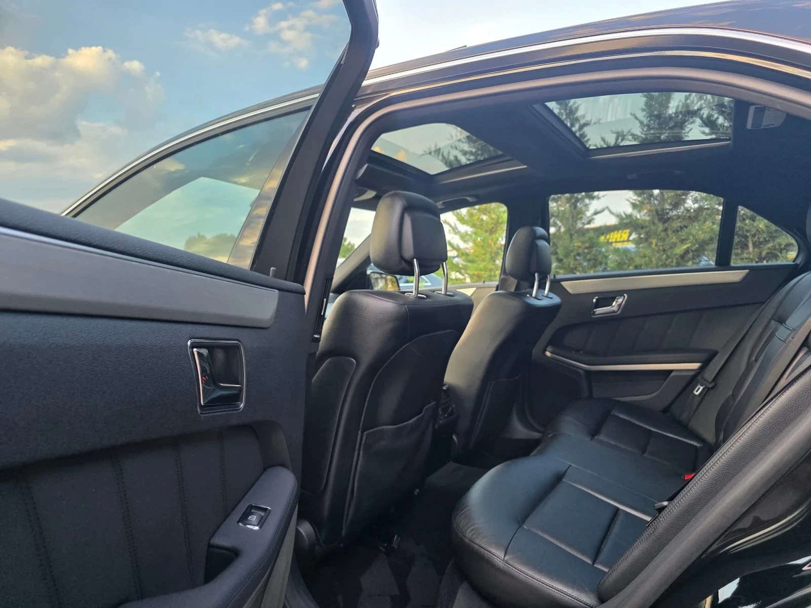 Mercedes-Benz E 350 D MEGA FULL AMG LINE   100% | Mobile.bg   16