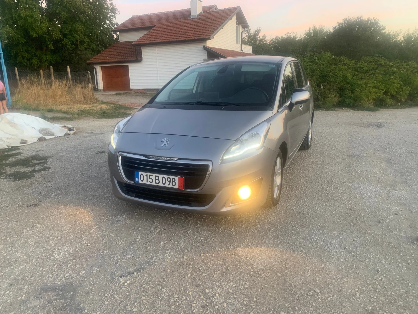 Peugeot 5008 1.6i-156к.с - изображение 2