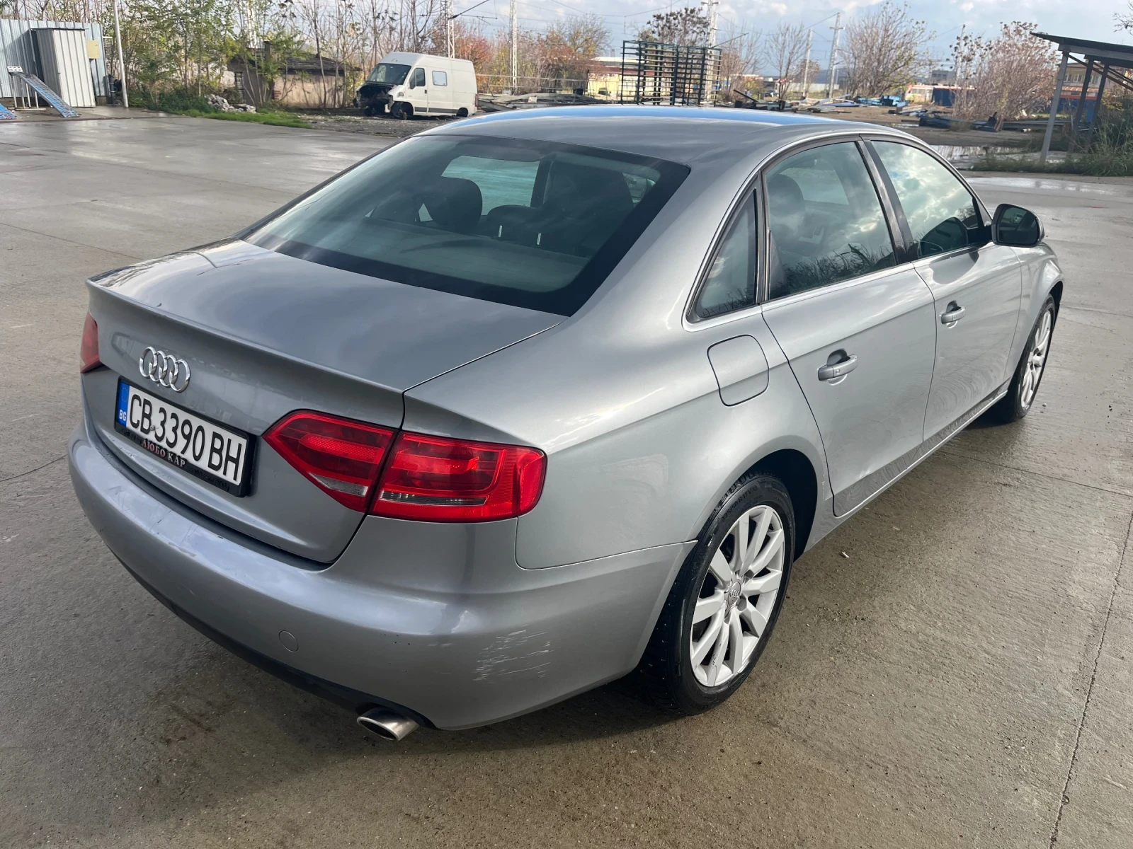 Audi A4  - изображение 2