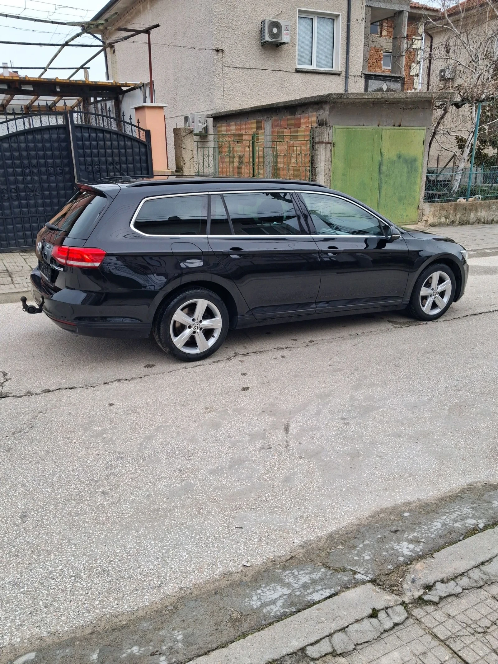 VW Passat 2.0 TDI ШЕСТ СКОРОСТИ - изображение 9
