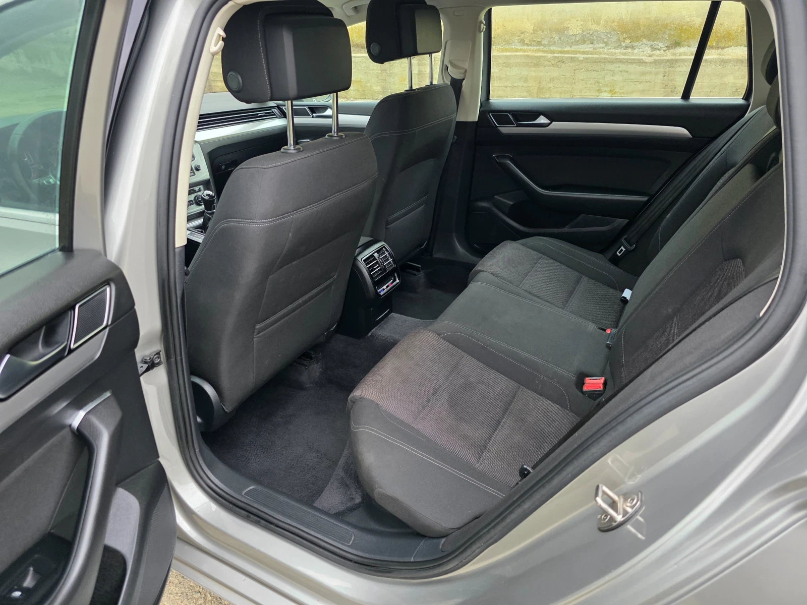 VW Passat Distronic , masaj, снимка 9 - Автомобили и джипове - 53909175