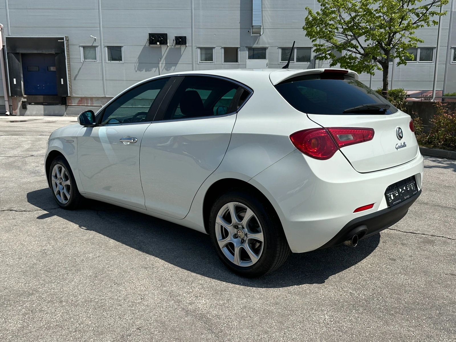 Alfa Romeo Giulietta, снимка 3 - Автомобили и джипове - 54366097