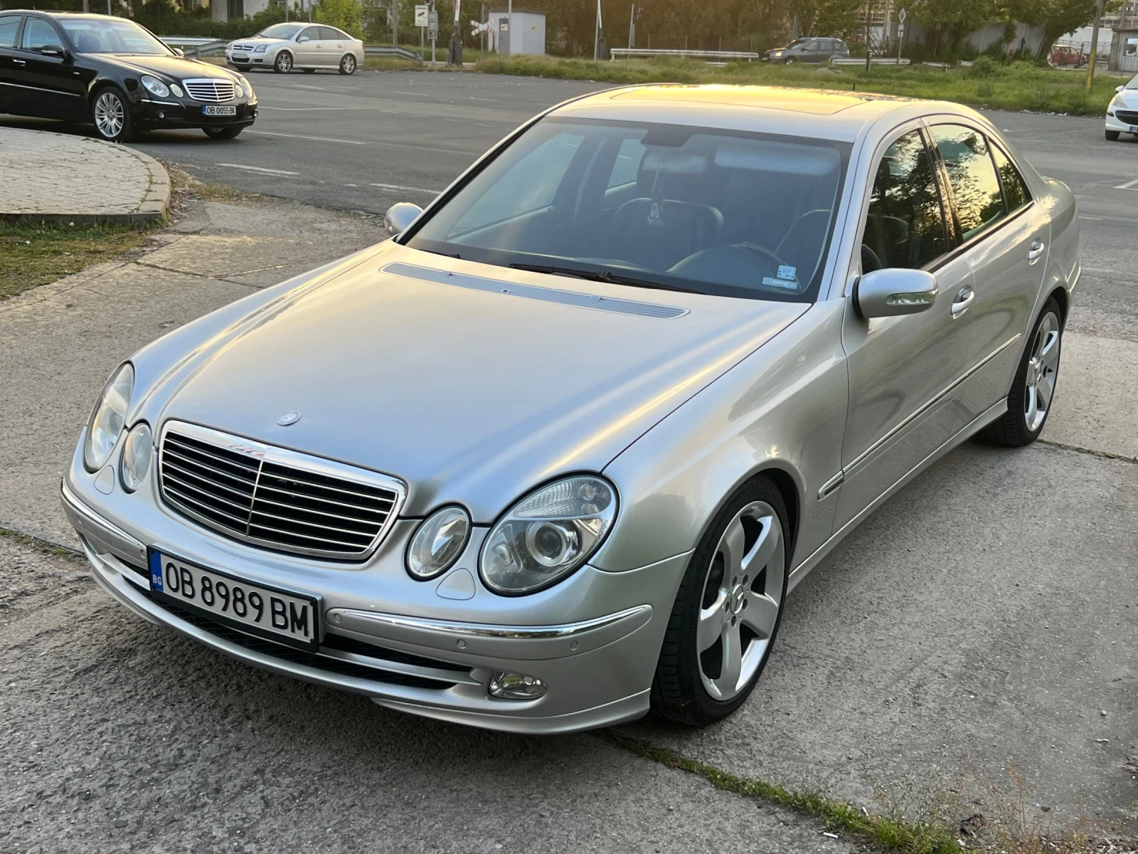 Mercedes-Benz E 320 ИСТИНСКА, снимка 5 - Автомобили и джипове - 54416902