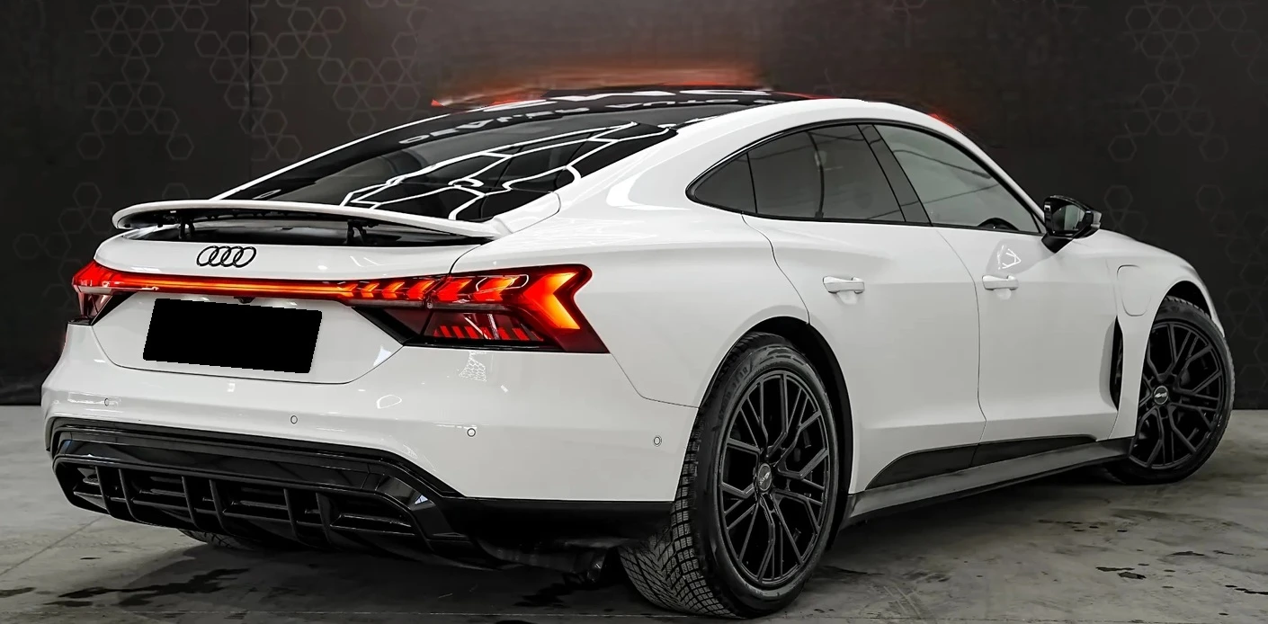 Audi E-Tron GT Quattro, снимка 3 - Автомобили и джипове - 54735751