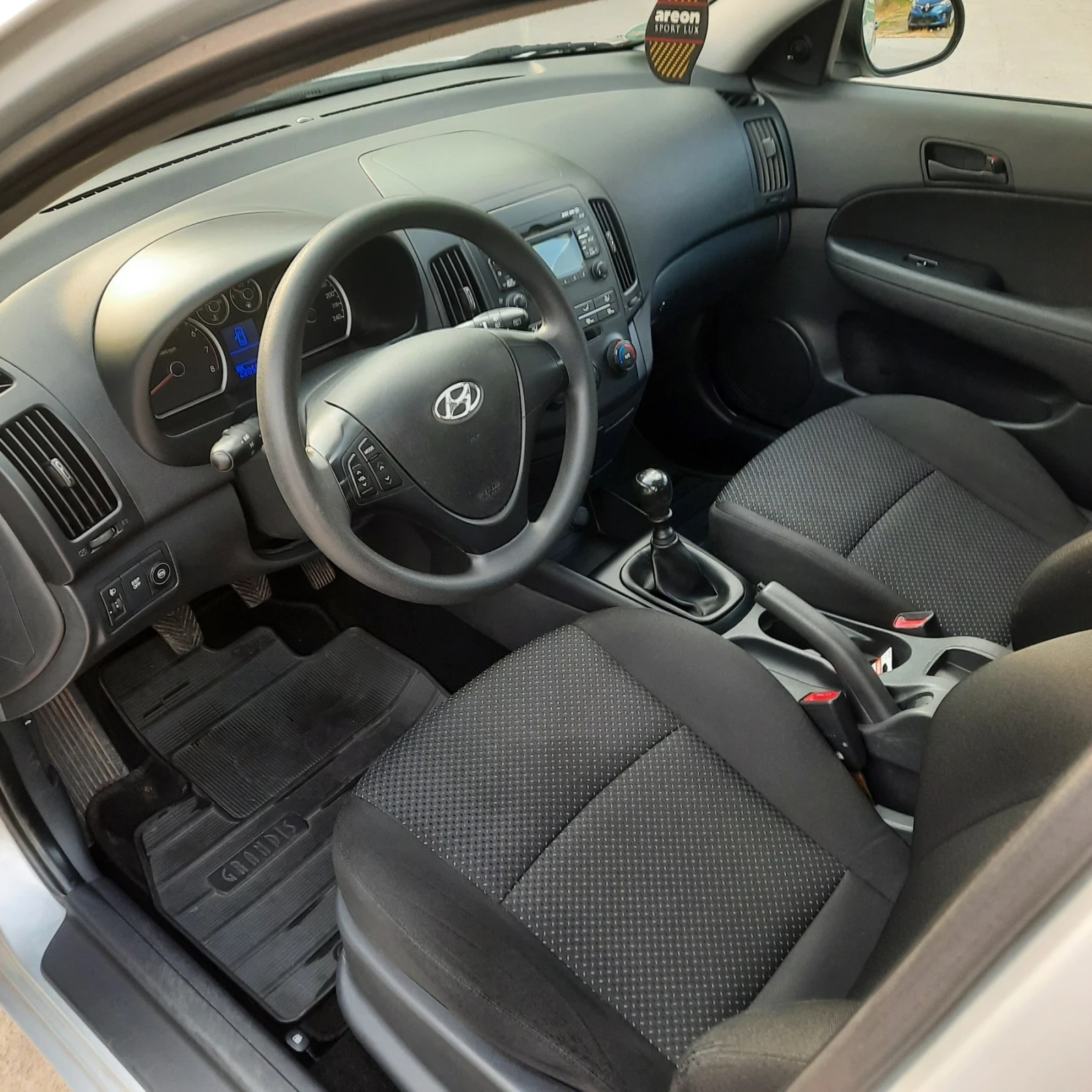 Hyundai I30 1.6/16v ГАЗ, снимка 8 - Автомобили и джипове - 54802745