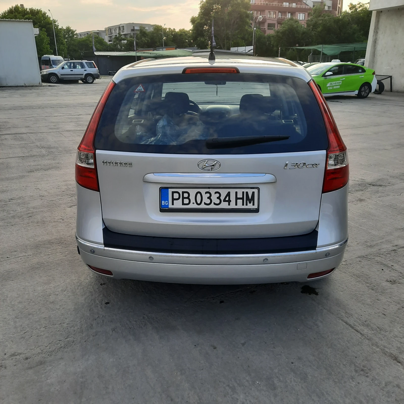 Hyundai I30 1.6/16v ГАЗ, снимка 5 - Автомобили и джипове - 54802745