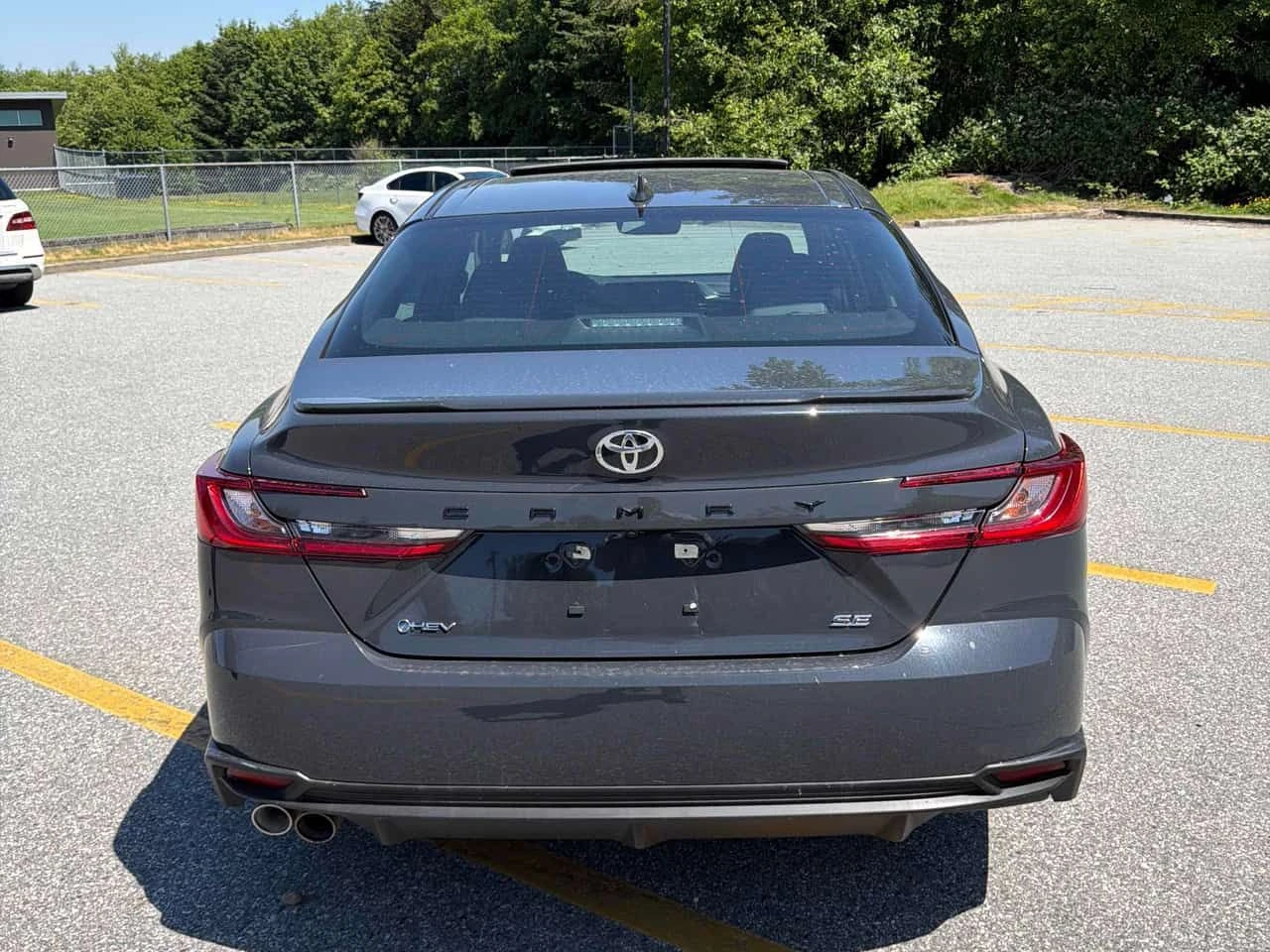 Toyota Camry * SE * АВТОКРЕДИТ БЕЗ ПЪРВОНАЧАЛНА ВНОСКА* , снимка 4 - Автомобили и джипове - 54807232