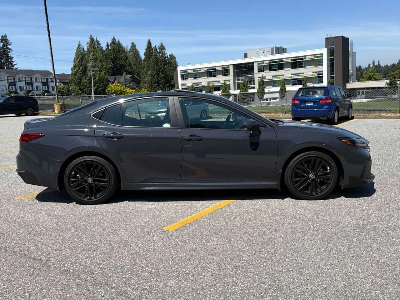 Toyota Camry * SE * АВТОКРЕДИТ БЕЗ ПЪРВОНАЧАЛНА ВНОСКА* , снимка 3 - Автомобили и джипове - 54807232