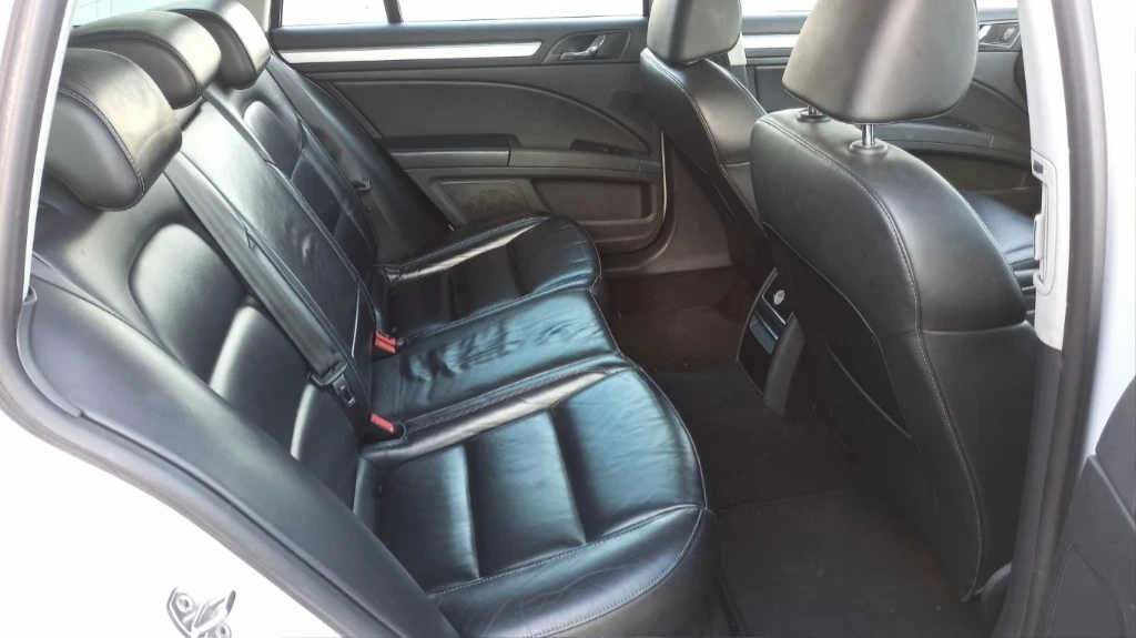 Skoda Superb 2.0TDI 140к.с. DSG, снимка 7 - Автомобили и джипове - 54885932