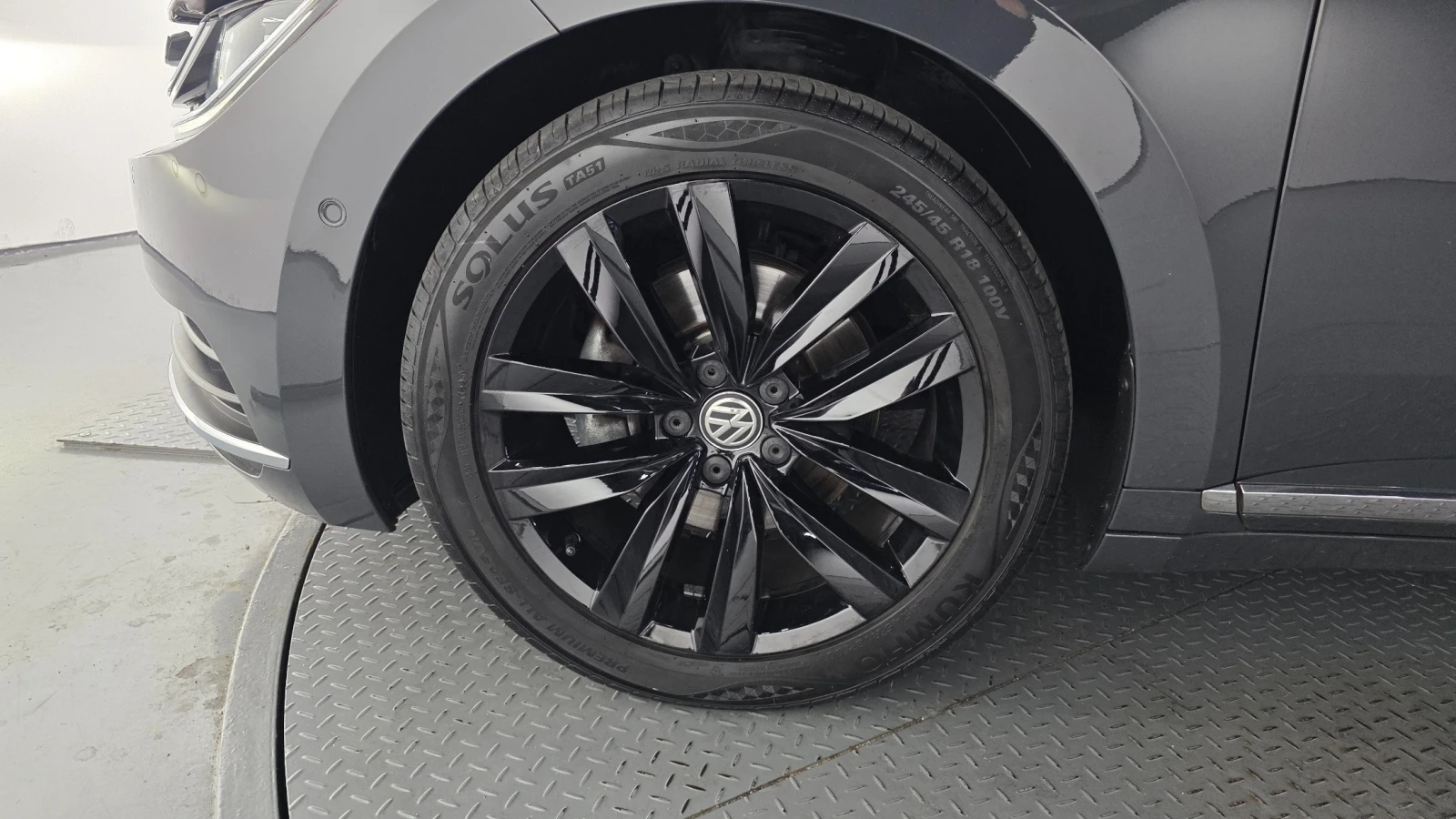 VW Arteon 2.0 TDI Prestige | HUD | 360  Камера | Масаж | , снимка 13 - Автомобили и джипове - 54933030