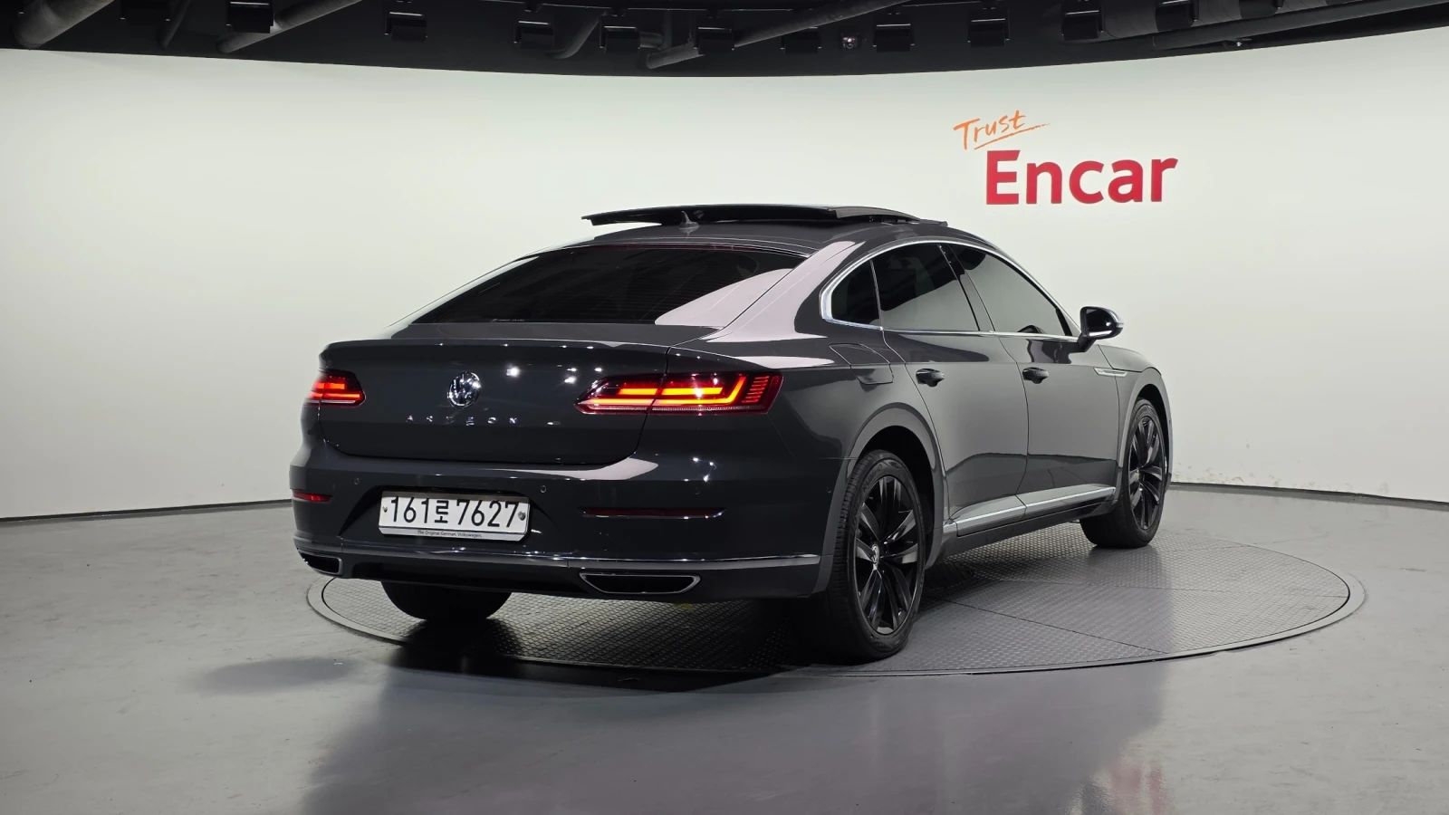VW Arteon 2.0 TDI Prestige | HUD | 360  Камера | Масаж | , снимка 2 - Автомобили и джипове - 54933030