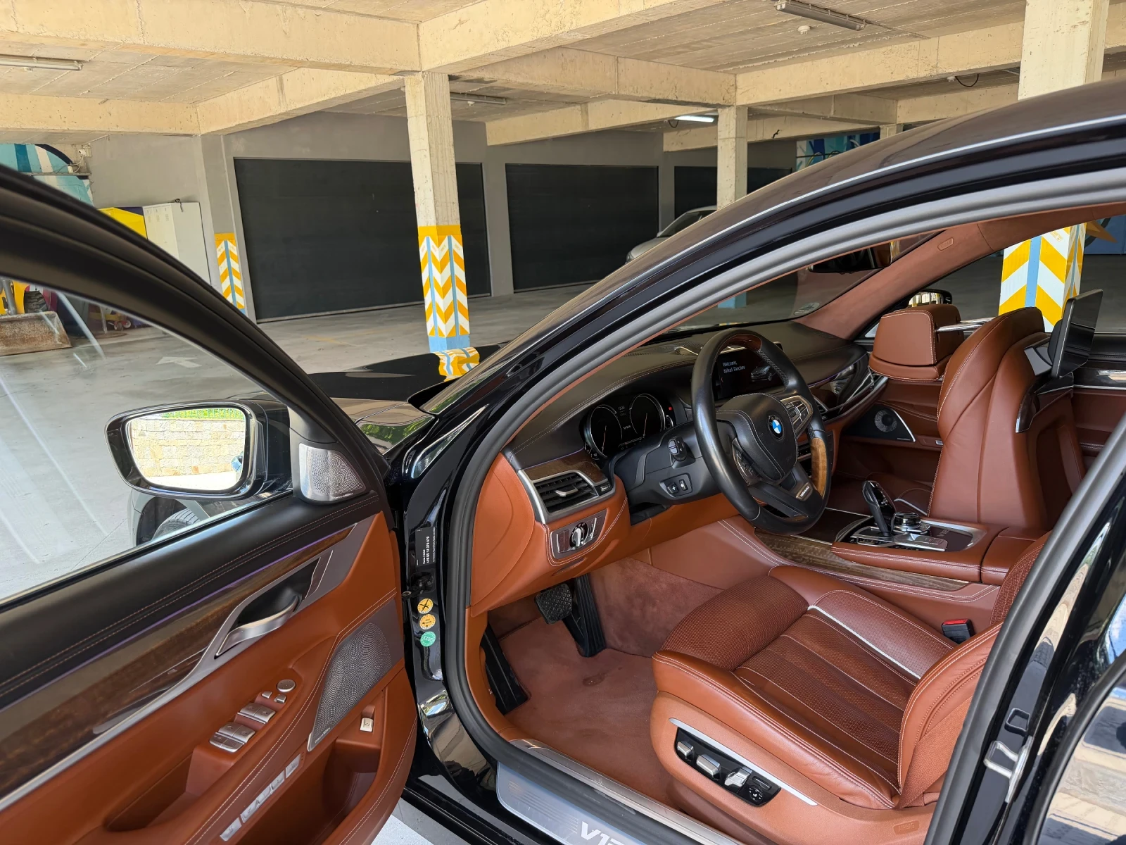 BMW 760 LI Individual , снимка 8 - Автомобили и джипове - 54961905