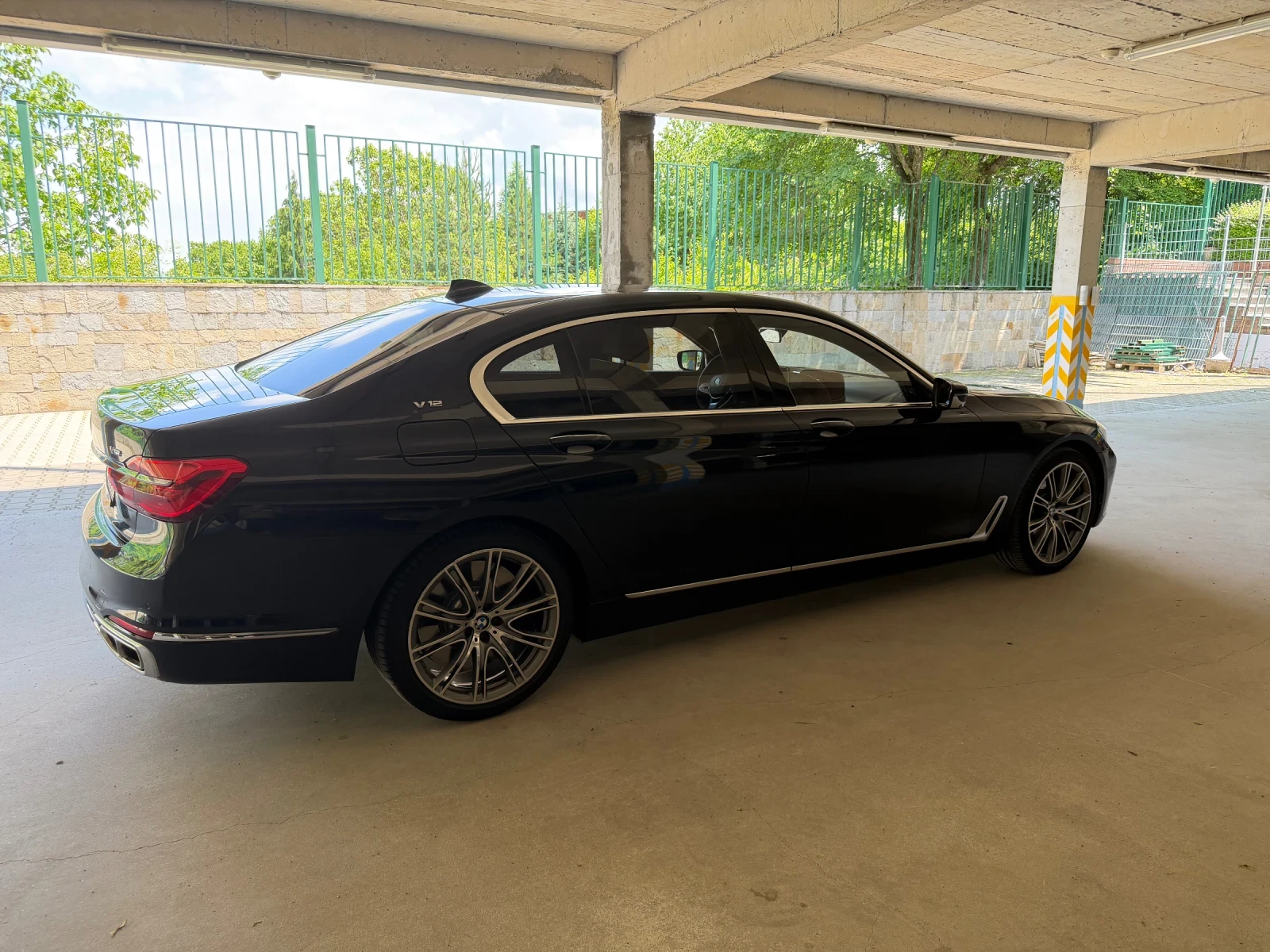 BMW 760 LI Individual , снимка 4 - Автомобили и джипове - 54961905