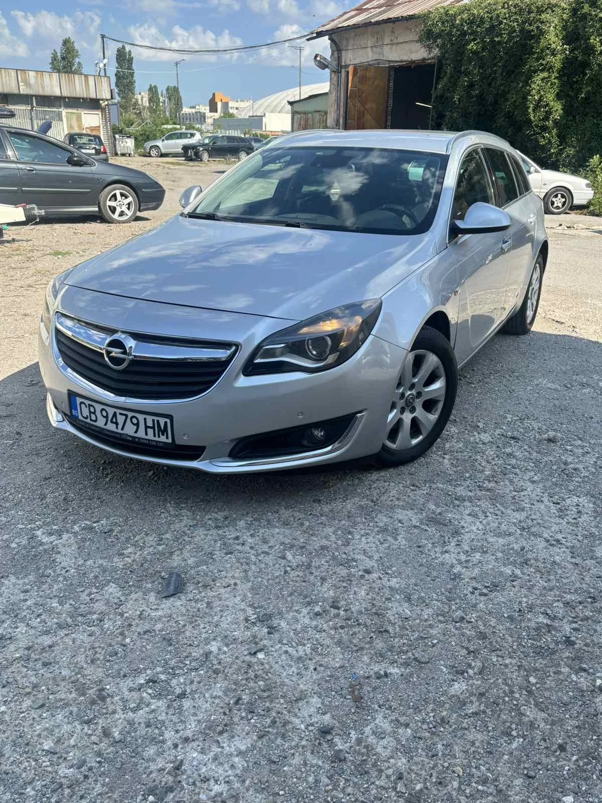 Opel Insignia, снимка 2 - Автомобили и джипове - 55403142