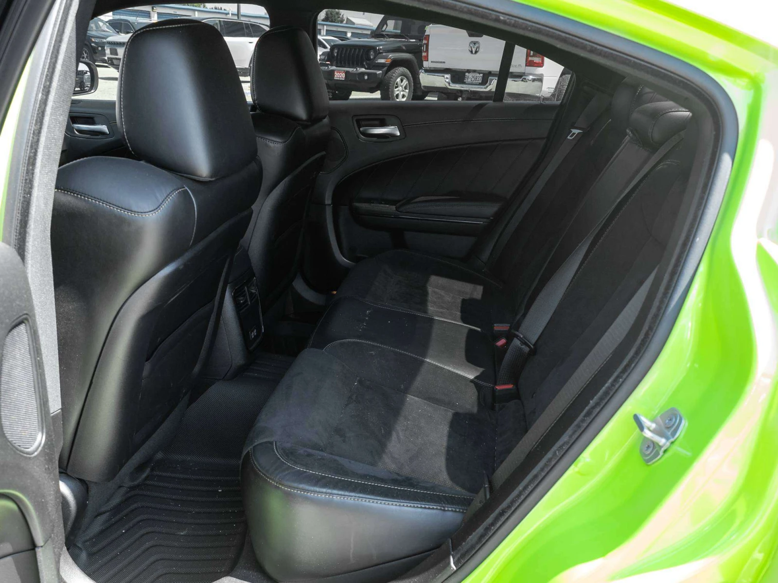 Dodge Charger 392 / SWINGER / HARMON / ЦЕНА до БГ, снимка 16 - Автомобили и джипове - 55409121