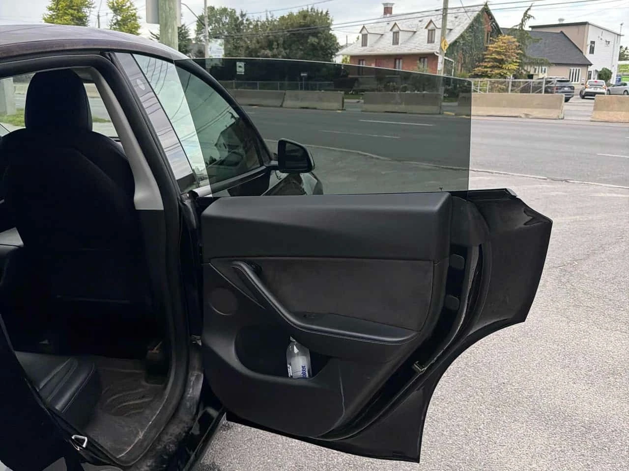 Tesla Model Y * Long Range * CARFAX * АВТОКРЕДИТ* , снимка 16 - Автомобили и джипове - 56177097