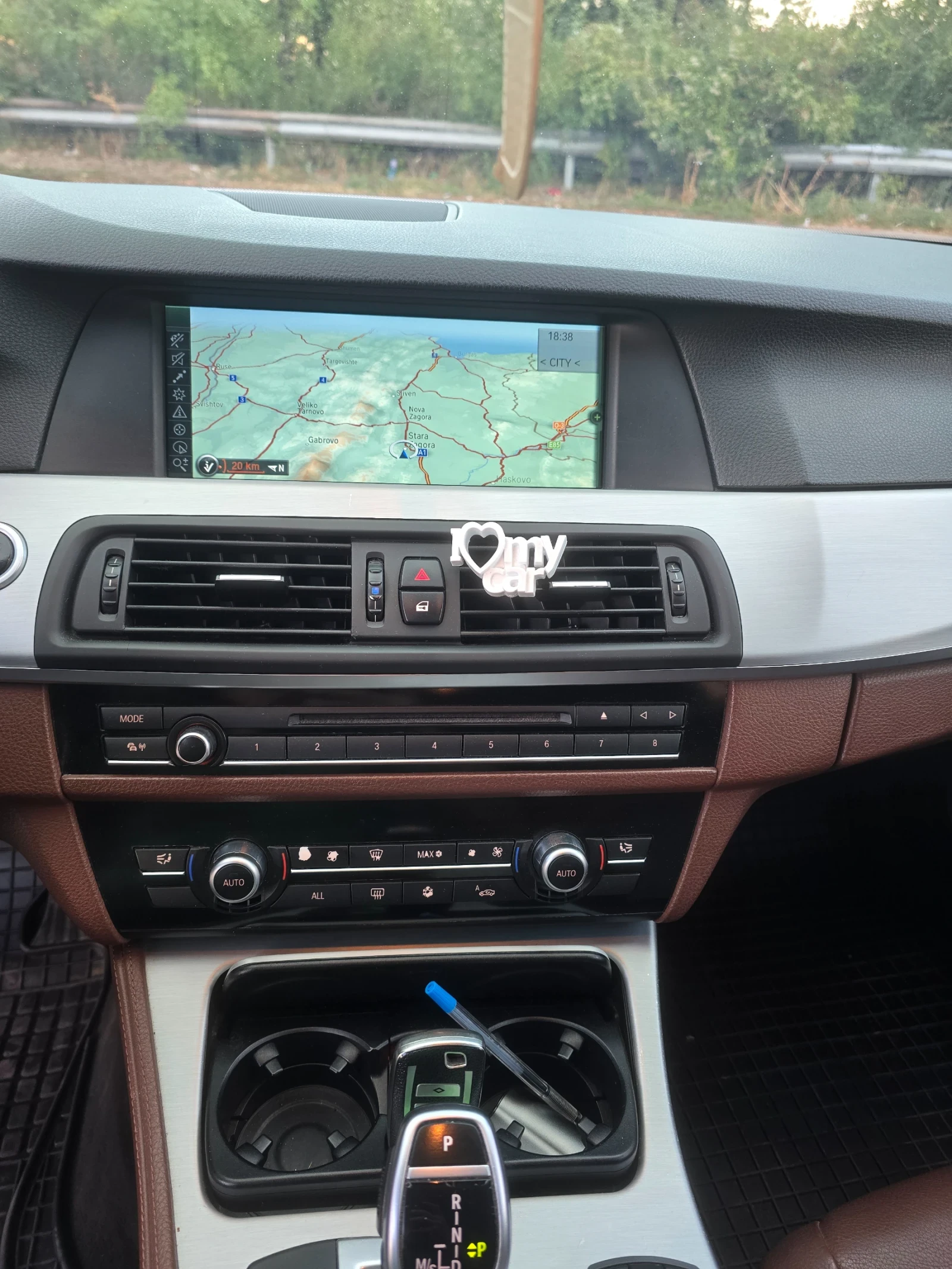 BMW 520, снимка 7 - Автомобили и джипове - 56252826
