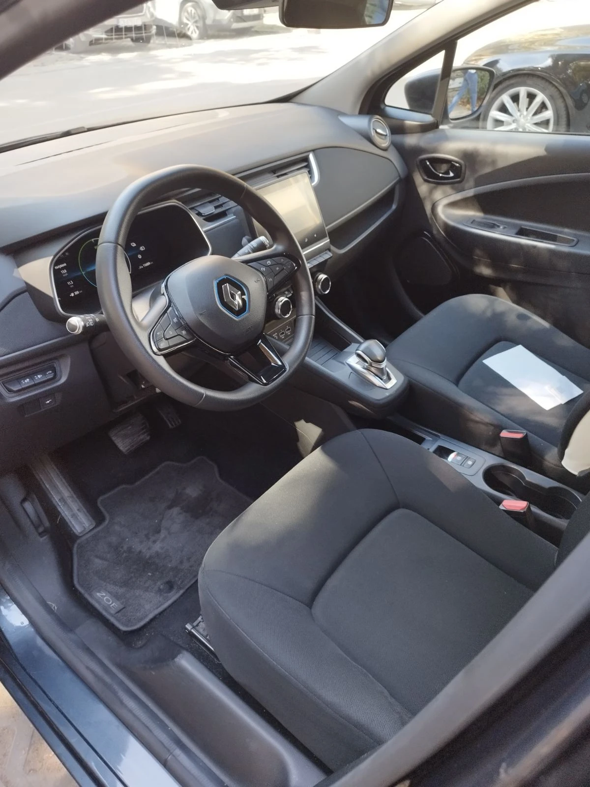 Renault Zoe  52 kWh , снимка 10 - Автомобили и джипове - 56343647