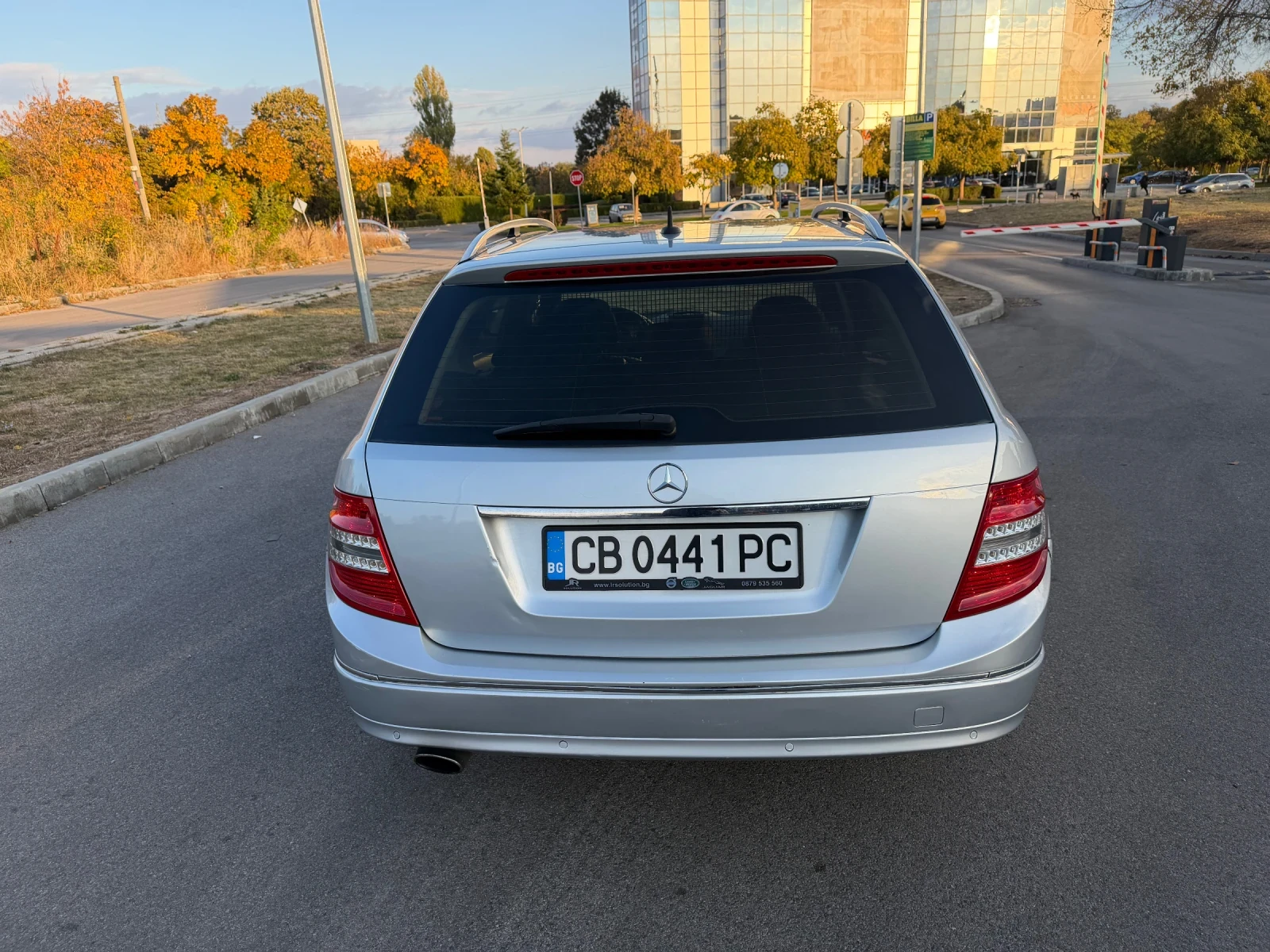 Mercedes-Benz C 220 Автоматик!, снимка 6 - Автомобили и джипове - 56507627