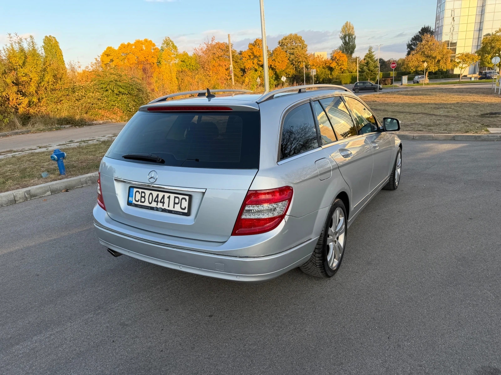 Mercedes-Benz C 220 Автоматик!, снимка 5 - Автомобили и джипове - 56507627