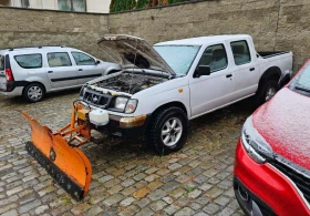 Nissan Navara Double Cab Снегорин, снимка 3