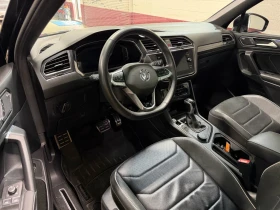 VW Tiguan R-line* 4Motion* 360* Distr* Обдух* Carplay* Pano* - 22900 € / 44788.51 лв. - 87123037 7