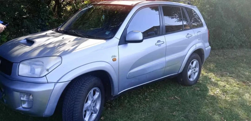 Toyota Rav4 D4d, снимка 3 - Автомобили и джипове - 48644688