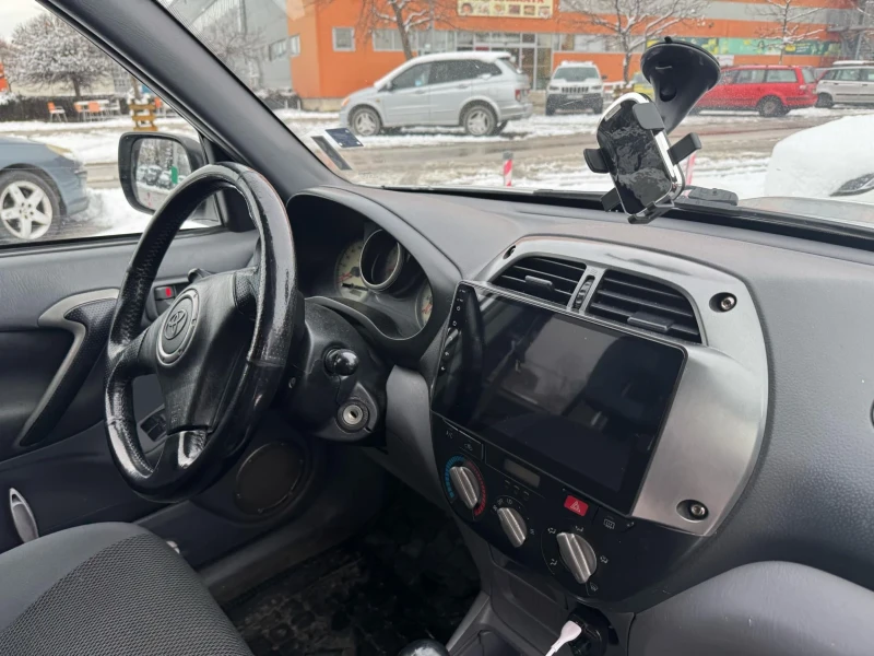 Toyota Rav4 D4d, снимка 5 - Автомобили и джипове - 48644688