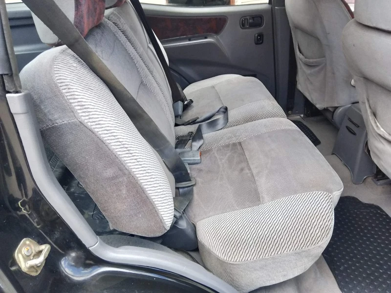 Nissan Terrano 27, снимка 10 - Автомобили и джипове - 52394704