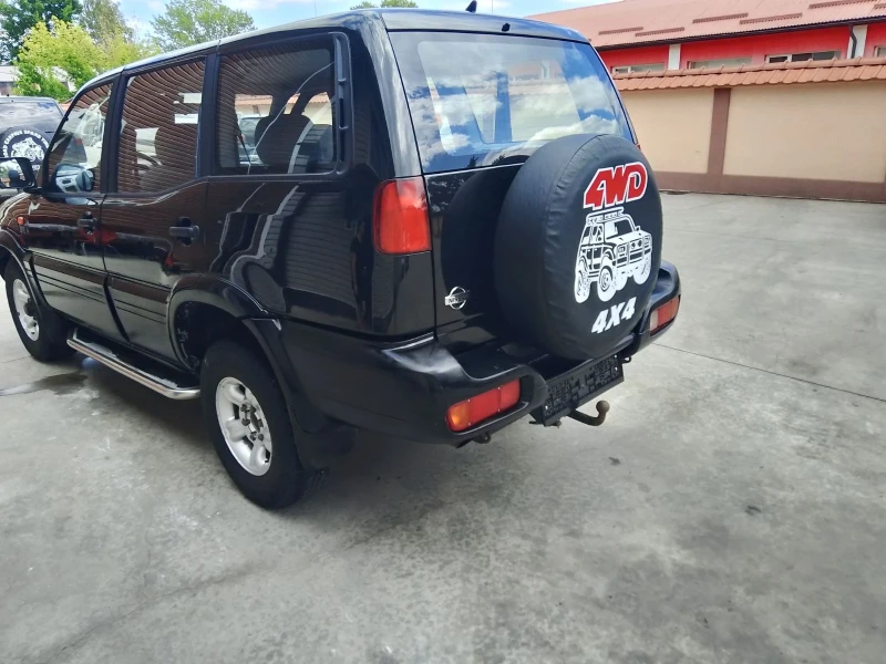 Nissan Terrano 27, снимка 5 - Автомобили и джипове - 52394704