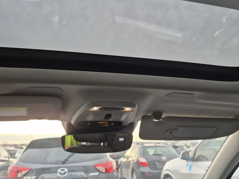 Volvo XC40 * MOMENTUM * CARFAX * БЕЗ ПЪРВОНАЧАЛНА ВНОСКА, снимка 11 - Автомобили и джипове - 52920167