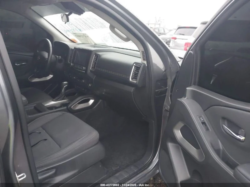 Nissan Frontier 3.8L V-6 DI, DOHC, VVT, 310HP 4X4 Drive, снимка 10 - Автомобили и джипове - 53095491