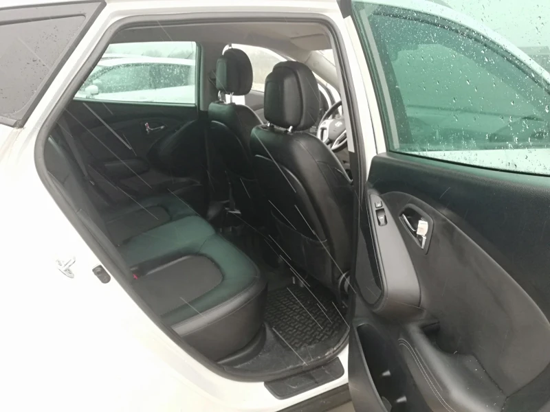 Hyundai IX35 2.0CRDI KLI 136KS, снимка 6 - Автомобили и джипове - 53121338