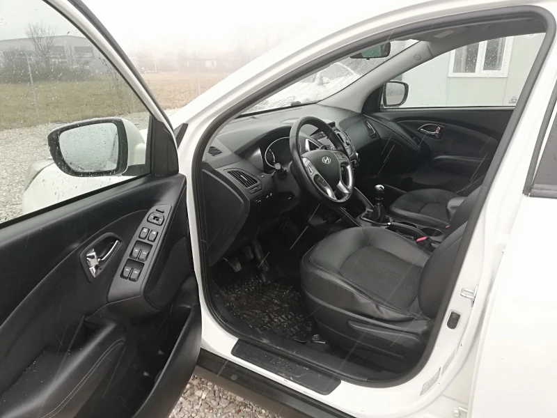 Hyundai IX35 2.0CRDI KLI 136KS, снимка 2 - Автомобили и джипове - 53121338