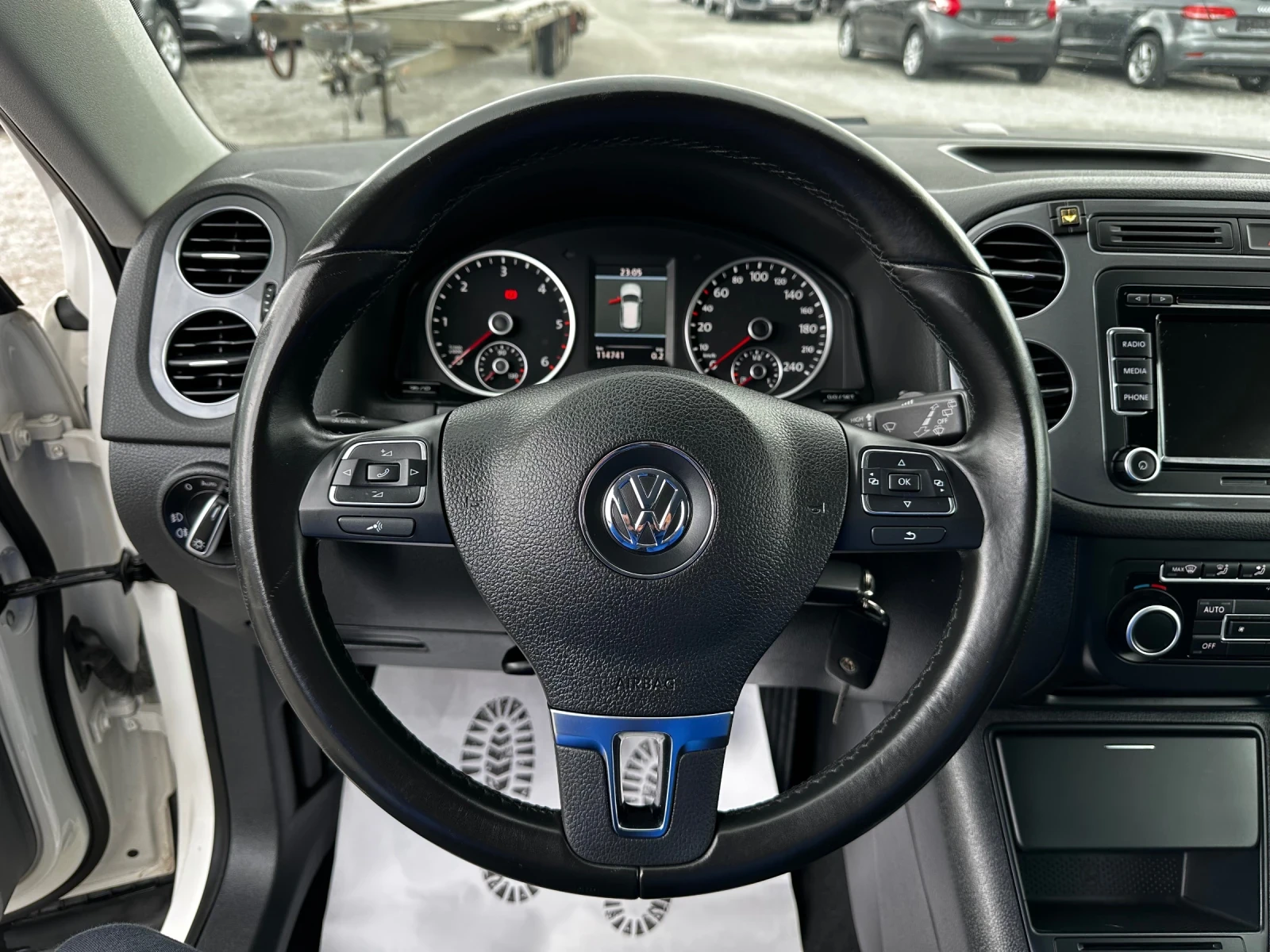 VW Tiguan 2.0TDI-HIGHLINE-CROSS-114000км-СЕРВИЗНА ИСТОРИЯ - изображение 10