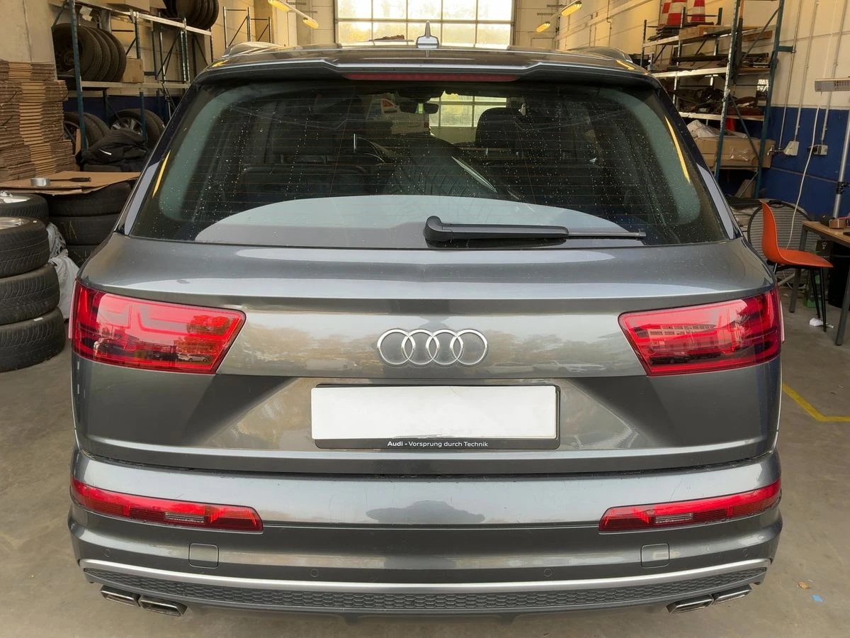 Audi SQ7 * 4.0 V8 TDI quattro* АВТОФИНАНСИРАНЕ*  - изображение 5