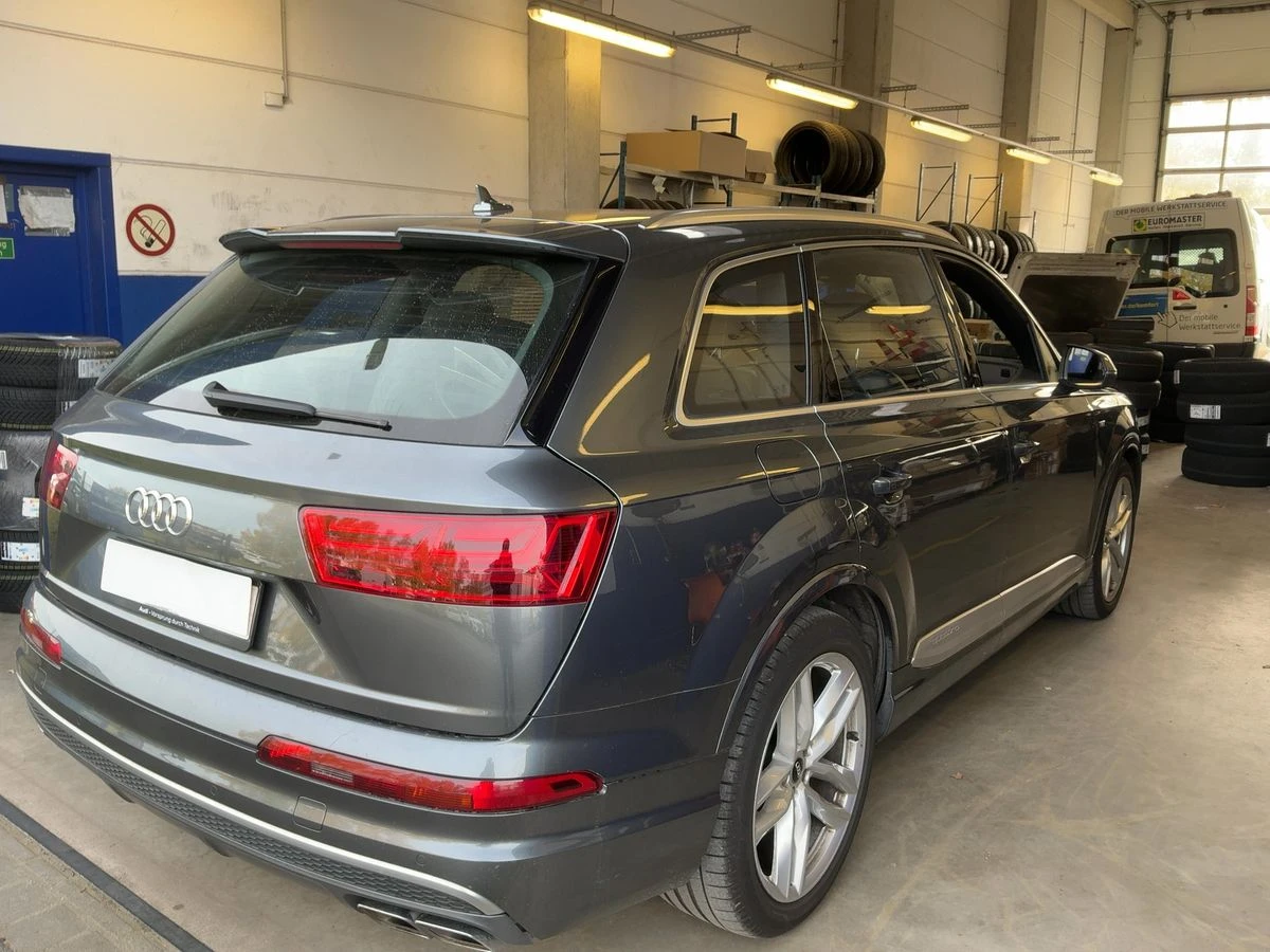 Audi SQ7 * 4.0 V8 TDI quattro* АВТОФИНАНСИРАНЕ*  - изображение 3
