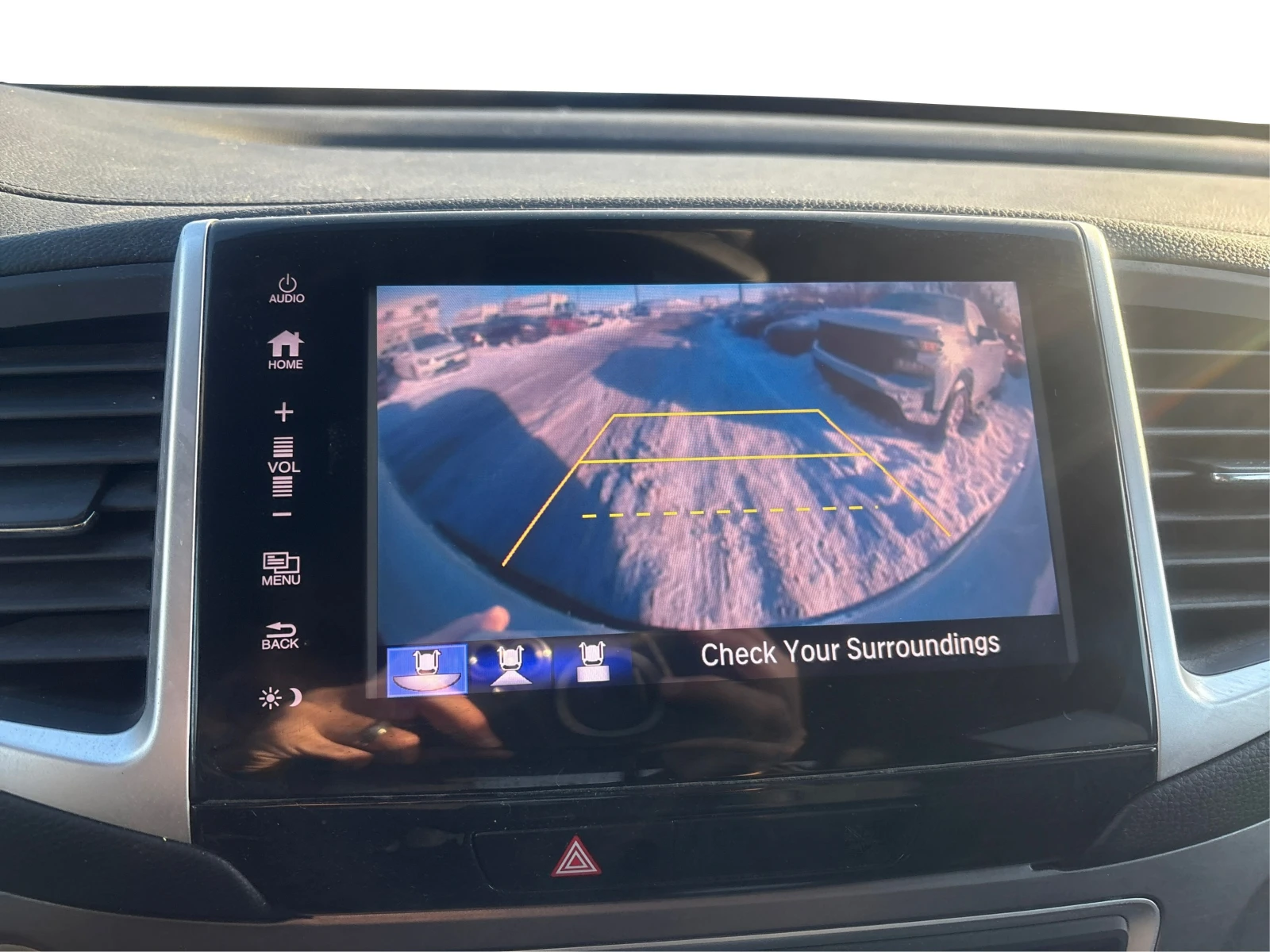 Honda Ridgeline Sport* AWD* АвтоКредит* (ЦЕНА ДО БГ), снимка 13 - Автомобили и джипове - 54160384