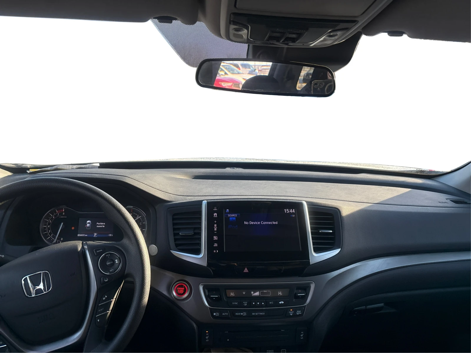 Honda Ridgeline Sport* AWD* АвтоКредит* (ЦЕНА ДО БГ), снимка 11 - Автомобили и джипове - 54160384