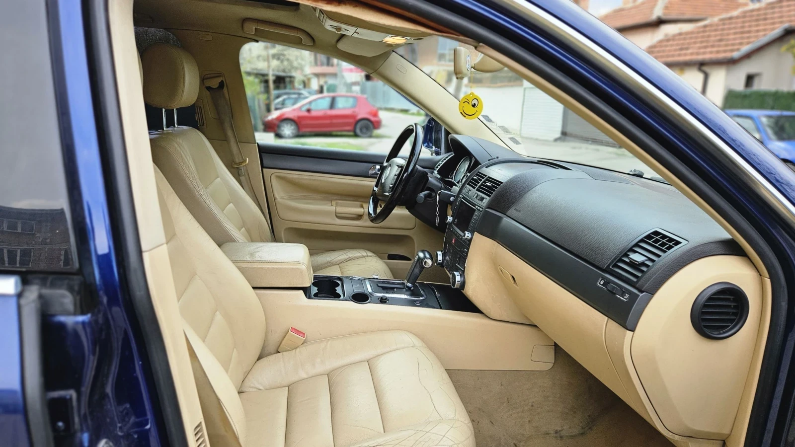 VW Touareg, снимка 7 - Автомобили и джипове - 54161452