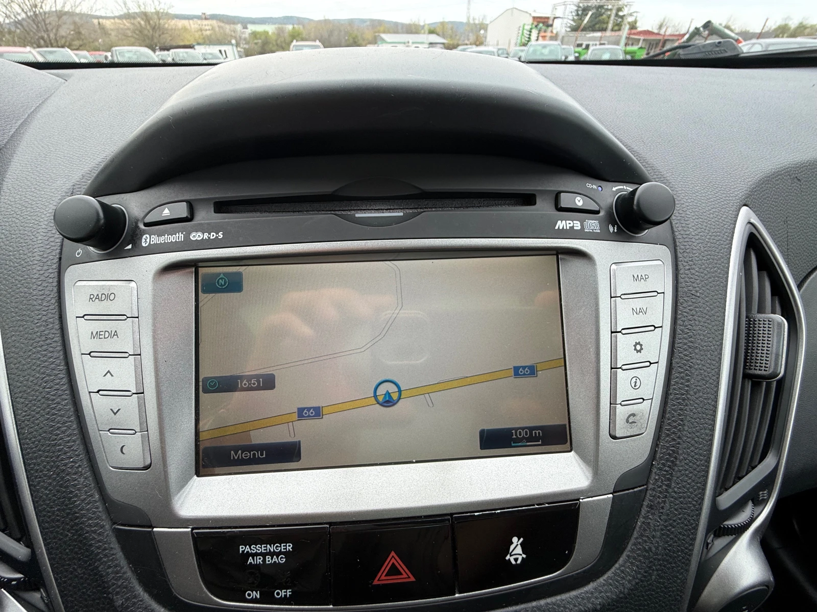 Hyundai IX35 2.0 4х4 AUT. NAVI PREMIUM ШВЕЙЦАРИЯ, снимка 8 - Автомобили и джипове - 54210983