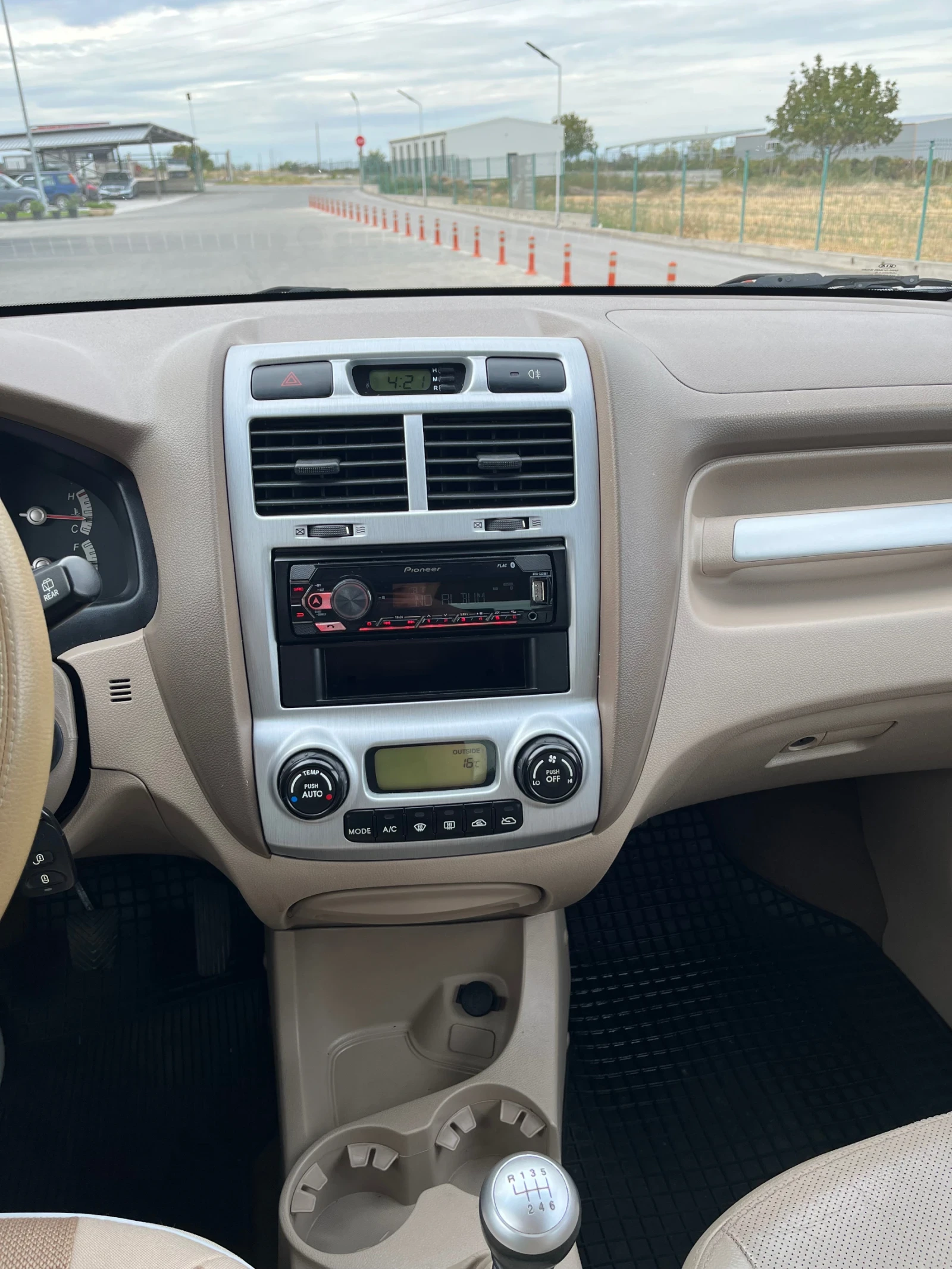 Kia Sportage, снимка 13 - Автомобили и джипове - 54306640