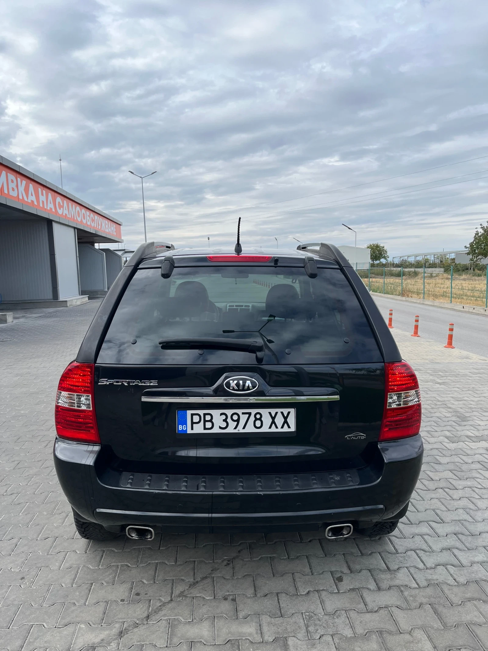 Kia Sportage, снимка 3 - Автомобили и джипове - 54306640
