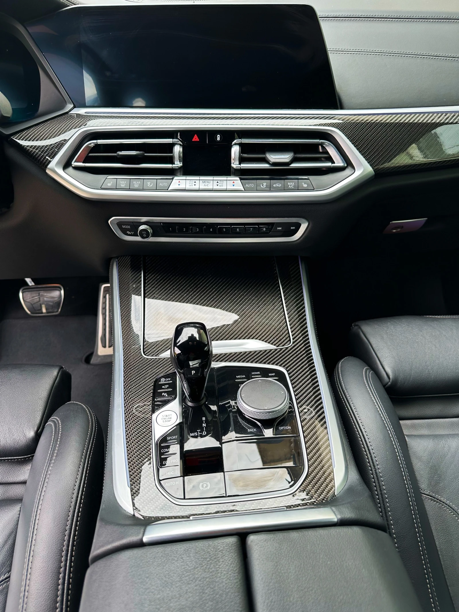BMW X5 40d M-sport, Bowers&Wilkins, Soft-close, Integral, снимка 10 - Автомобили и джипове - 54340260