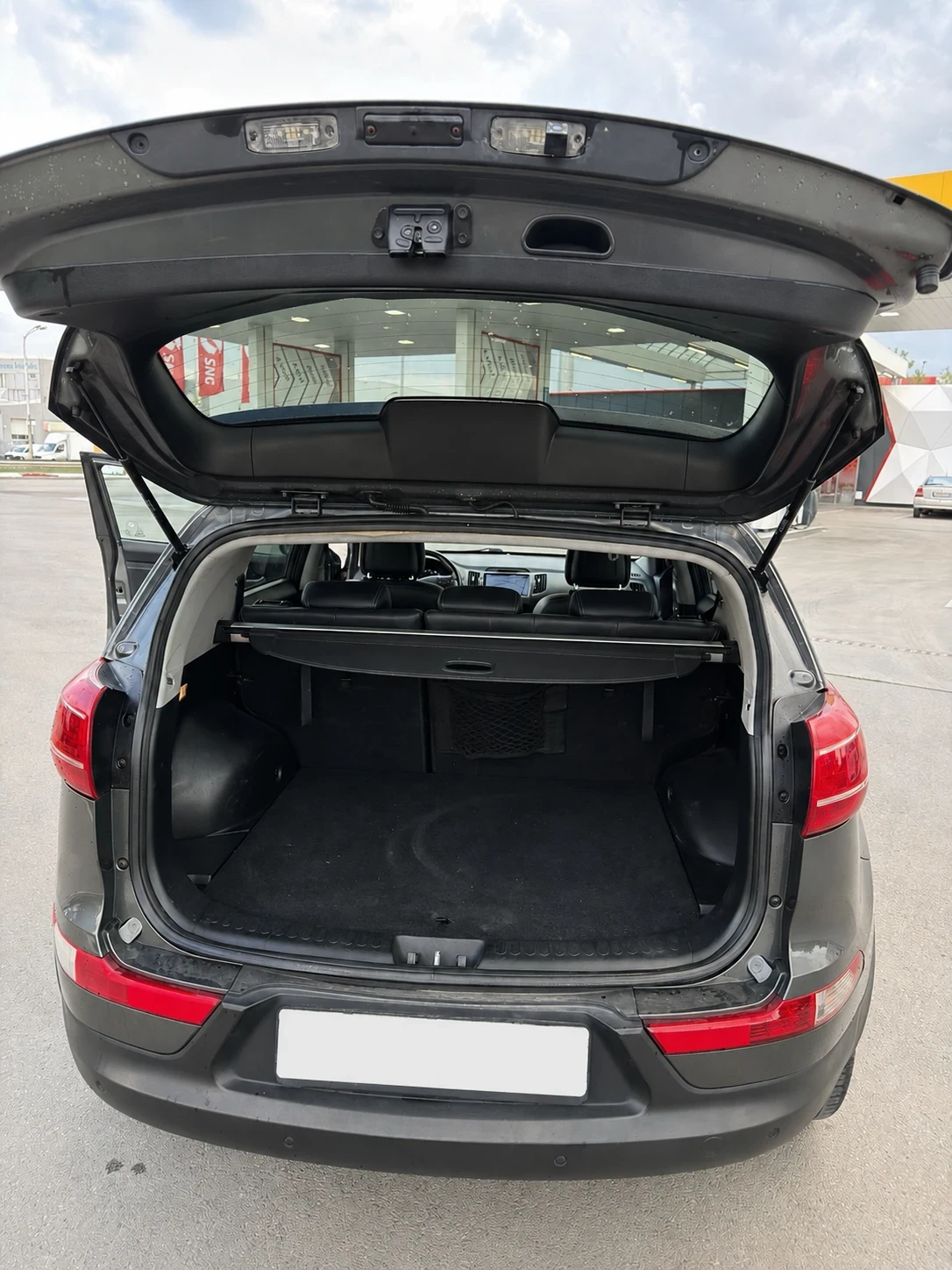 Kia Sportage, снимка 5 - Автомобили и джипове - 54527283