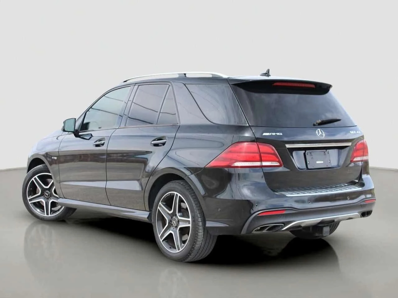 Mercedes-Benz GLE 43 AMG * Фиксирана цена до БГ * Един собственик * CARFAX, снимка 4 - Автомобили и джипове - 54606970